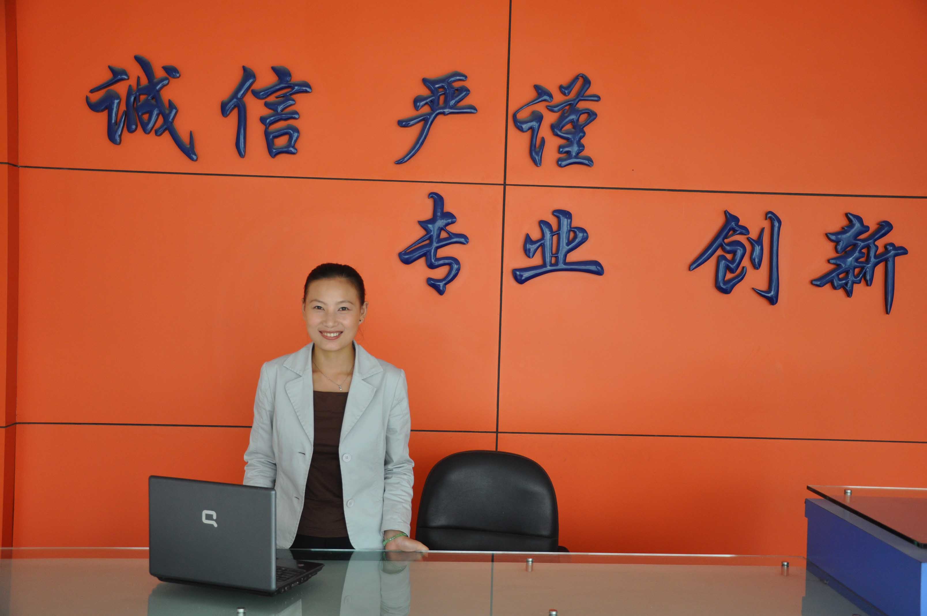 DKݿC(j)޹˾gӭ c(din)ɷŴ