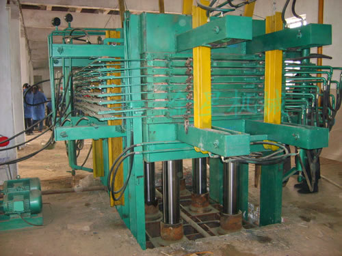 ቺC(j)?zhn)ȉ?><br>
                      <font size=3><b>ቺC(j)?zhn)ȉ?/b></font></a></div>
                  </td>
                </tr>
                 
                <tr> 
                  
                <td height=