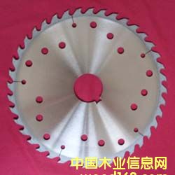 (yng)_(ti)BCXиߙnľƬ䏺ϽƬԔ(x)B