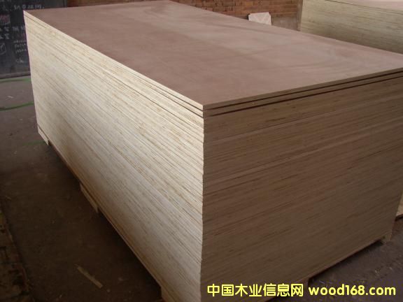 膠合板的詳細(xì)介紹