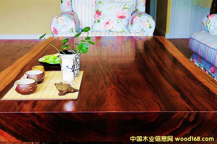 菠蘿格的詳細(xì)介紹