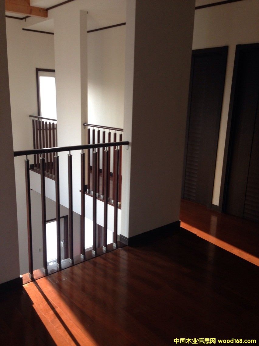  ϺuʽľY(ji)(gu)e(ni)b޵Ԕ(x)B