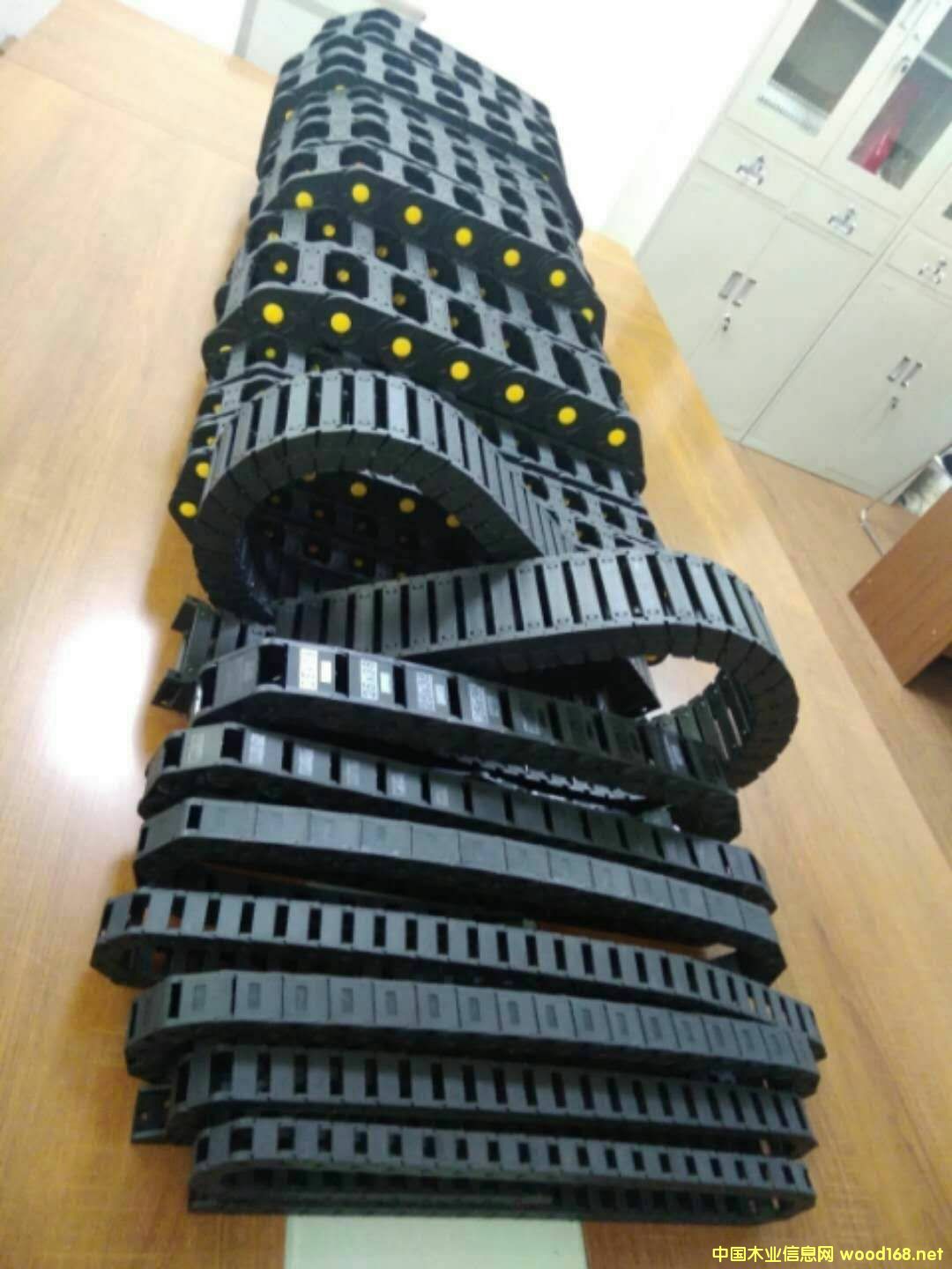 ӹ?f)?><br>
                      <font size=3><b>ӹ?f)?/b></font></a></div>
                  </td>
                </tr>
                 
                <tr> 
                  
                <td height=